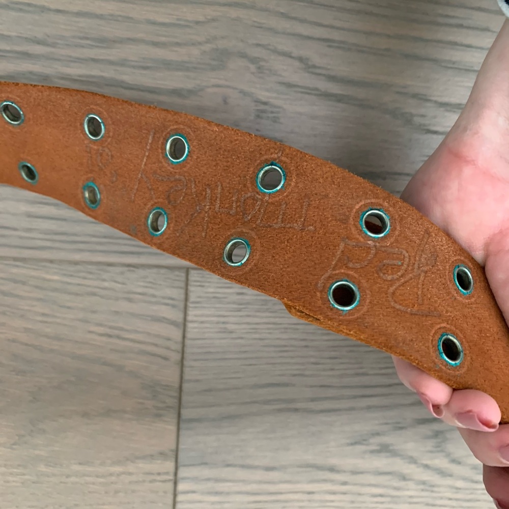 Vintage Red Monkey belt - Picture 3 of 5
